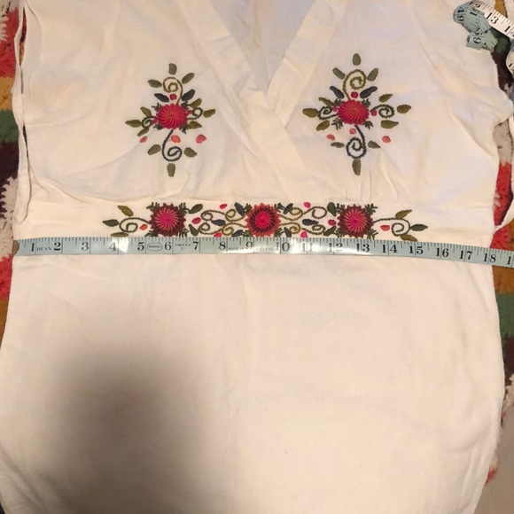 Guatemalan embroidered shirt size M - Picture 4 of 4